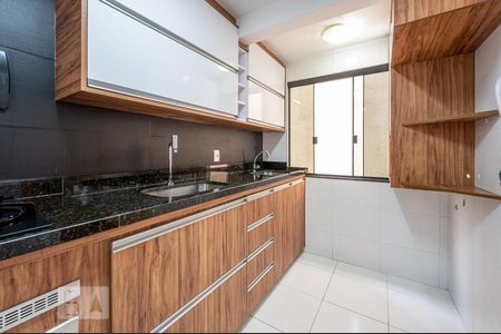Cozinha de apartamento para alugar com 2 quartos, 45m² em Taguatinga Centro (taguatinga), Brasília