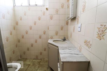 Banheiro de apartamento para alugar com 2 quartos, 75m² em Setor Bueno, Goiânia