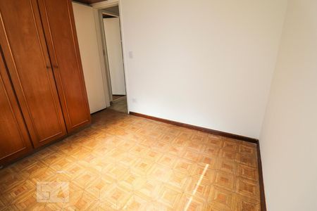 Quarto 1 de apartamento para alugar com 2 quartos, 75m² em Setor Bueno, Goiânia