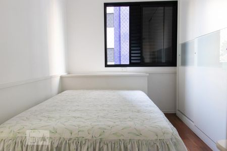 Suite de apartamento para alugar com 3 quartos, 112m² em Vila Mariana, São Paulo