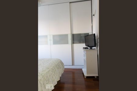 Suite de apartamento para alugar com 3 quartos, 112m² em Vila Mariana, São Paulo