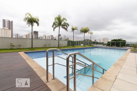 Studio para alugar com 38m², 1 quarto e 1 vaga Studio para alugar com 38m², 1 quarto e 1 vagaPiscina