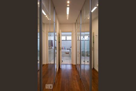 Apartamento à venda com 500m², 4 quartos e 6 vagasSuíte