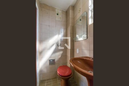 Apartamento para alugar com 70m², 2 quartos e sem vagaBanheiro da Suíte