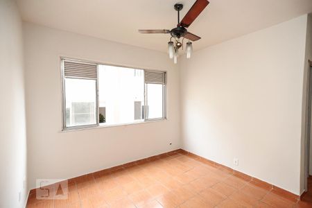 Apartamento para alugar com 50m², 2 quartos e 1 vaga Apartamento para alugar com 50m², 2 quartos e 1 vagaSala