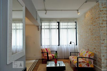 Apartamento para alugar com 2 quartos, 90m² em Itaim Bibi, São Paulo