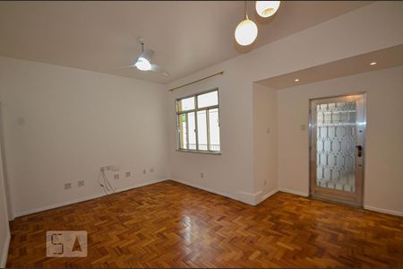 Sala de apartamento para alugar com 4 quartos, 109m² em Estácio, Rio de Janeiro