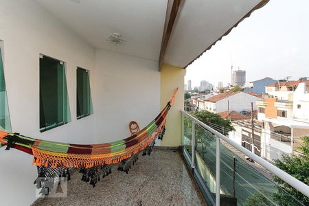 Casa para alugar com 270m², 4 quartos e 6 vagas Casa para alugar com 270m², 4 quartos e 6 vagasVaranda Quarto reversível