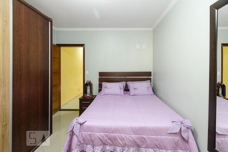 Casa para alugar com 270m², 4 quartos e 6 vagas Casa para alugar com 270m², 4 quartos e 6 vagasSuite