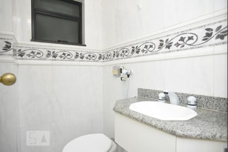 Apartamento para alugar com 194m², 4 quartos e 4 vagasLavabo