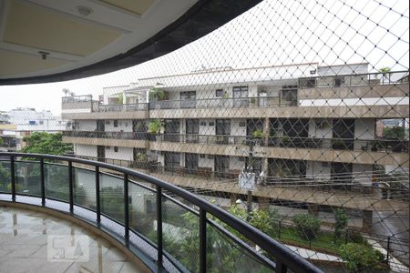 Apartamento para alugar com 194m², 4 quartos e 4 vagasVista do Quarto 1 Suite