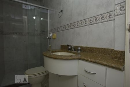 Apartamento para alugar com 194m², 4 quartos e 4 vagasBanheiro Social