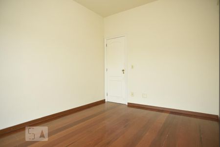 Apartamento para alugar com 194m², 4 quartos e 4 vagasQuarto 4