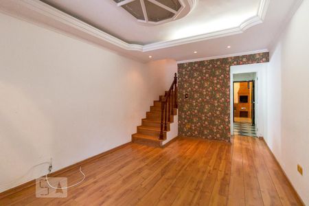 Sala de casa para alugar com 2 quartos, 76m² em Jardim Santa Clara, Guarulhos