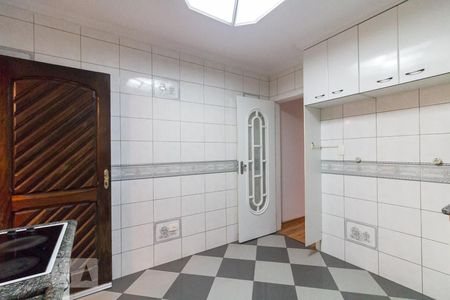 Cozinha de casa para alugar com 2 quartos, 76m² em Jardim Santa Clara, Guarulhos