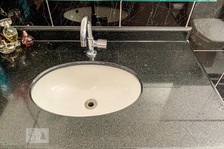 Apartamento à venda com 92m², 3 quartos e 1 vagaBanheiro do Quarto 3