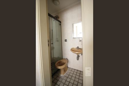 Apartamento para alugar com 161m², 4 quartos e 3 vagasBanheiro de serviço