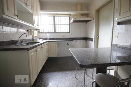 Apartamento para alugar com 161m², 4 quartos e 3 vagasCozinha