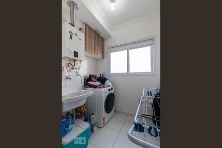 Apartamento à venda com 70m², 2 quartos e 1 vaga Apartamento à venda com 70m², 2 quartos e 1 vagaÁrea de Serviço