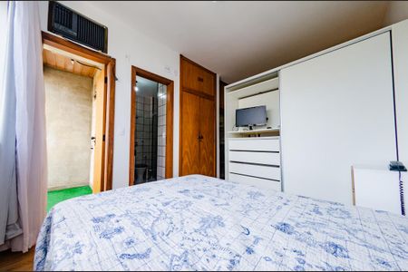 Quarto de kitnet/studio para alugar com 1 quarto, 50m² em Barro Preto, Belo Horizonte