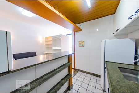 Cozinha de kitnet/studio para alugar com 1 quarto, 50m² em Barro Preto, Belo Horizonte