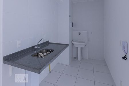 Cozinha de apartamento para alugar com 2 quartos, 34m² em Barra Funda, São Paulo