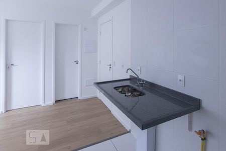 Cozinha de apartamento para alugar com 2 quartos, 34m² em Barra Funda, São Paulo