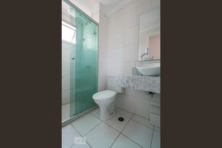 Banheiro de apartamento para alugar com 2 quartos, 59m² em Vila Parque Jabaquara, São Paulo