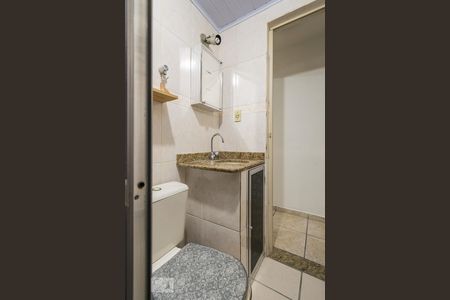 Banheiro de apartamento para alugar com 1 quarto, 75m² em Irajá, Rio de Janeiro