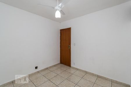 Quarto 2 de apartamento para alugar com 2 quartos, 75m² em Irajá, Rio de Janeiro