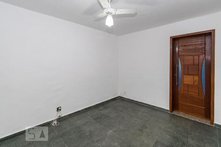 Sala de apartamento para alugar com 2 quartos, 75m² em Irajá, Rio de Janeiro
