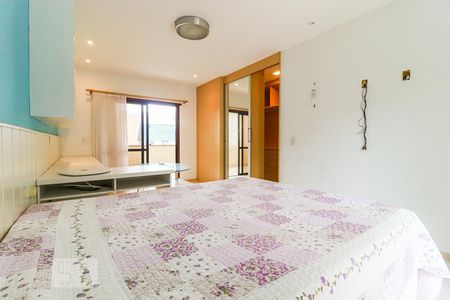 Casa de condomínio à venda com 800m², 5 quartos e 5 vagasQuarto 2 - Suíte