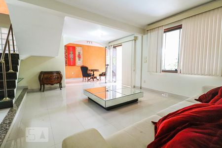 Sala 1 de casa de condomínio à venda com 5 quartos, 800m² em Freguesia (jacarepaguá), Rio de Janeiro