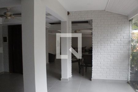 Sala de casa de condomínio para alugar com 5 quartos, 800m² em Freguesia (jacarepaguá), Rio de Janeiro