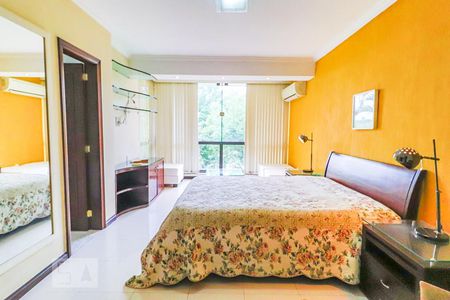 Casa de condomínio à venda com 800m², 5 quartos e 5 vagasQuarto 5 - Suíte Master