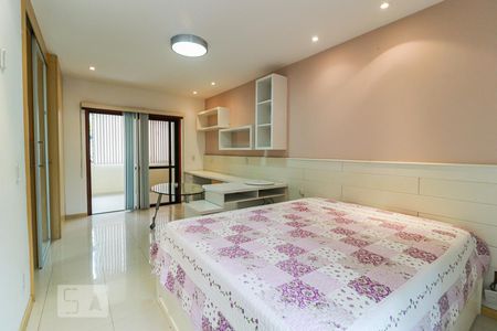 Casa de condomínio à venda com 800m², 5 quartos e 5 vagasQuarto 1 - Suíte