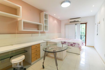 Casa de condomínio à venda com 800m², 5 quartos e 5 vagasQuarto 1 - Suíte