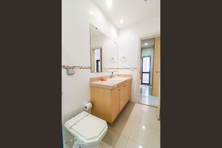 Casa de condomínio à venda com 800m², 5 quartos e 5 vagasQuarto 1 - Suíte / Banheiro