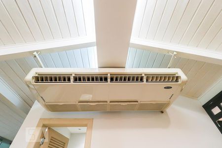 Casa de condomínio à venda com 800m², 5 quartos e 5 vagasSótão