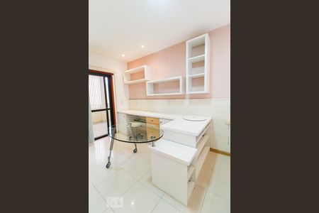 Casa de condomínio à venda com 800m², 5 quartos e 5 vagasQuarto 1 - Suíte