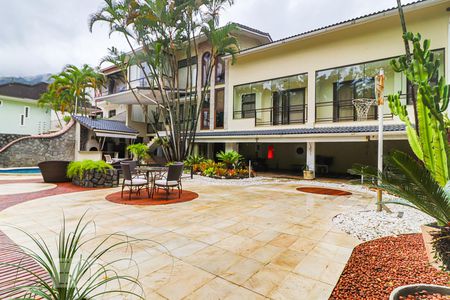 Casa de condomínio à venda com 800m², 5 quartos e 5 vagasÁrea Externa Lazer