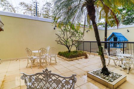 Casa de condomínio à venda com 800m², 5 quartos e 5 vagasÁrea Externa - Hall dos Quartos