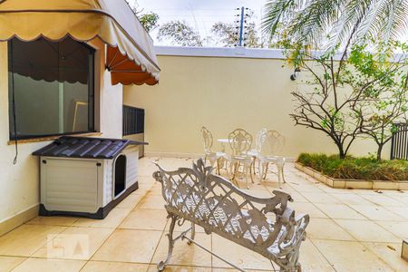 Casa de condomínio à venda com 800m², 5 quartos e 5 vagasÁrea Externa - Hall dos Quartos