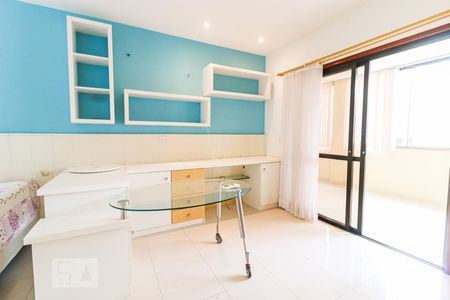 Casa de condomínio à venda com 800m², 5 quartos e 5 vagasQuarto 2 - Suíte