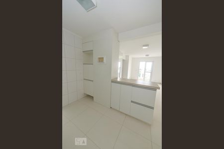Apartamento para alugar com 61m², 2 quartos e 2 vagas Apartamento para alugar com 61m², 2 quartos e 2 vagasCozinha