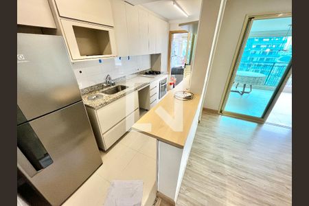 Sala/Cozinha de apartamento para alugar com 2 quartos, 74m² em Jardim São Paulo, São Paulo