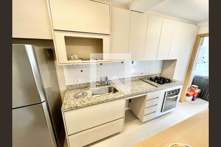 Sala/Cozinha de apartamento para alugar com 2 quartos, 74m² em Jardim São Paulo, São Paulo