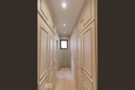 Apartamento para alugar com 278m², 3 quartos e 4 vagasCloset da suíte 1