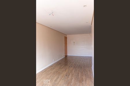 Sala de apartamento para alugar com 3 quartos, 79m² em Jardim Patente, São Paulo