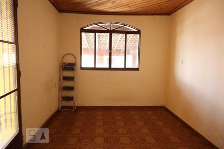 Casa à venda com 280m², 4 quartos e 2 vagas